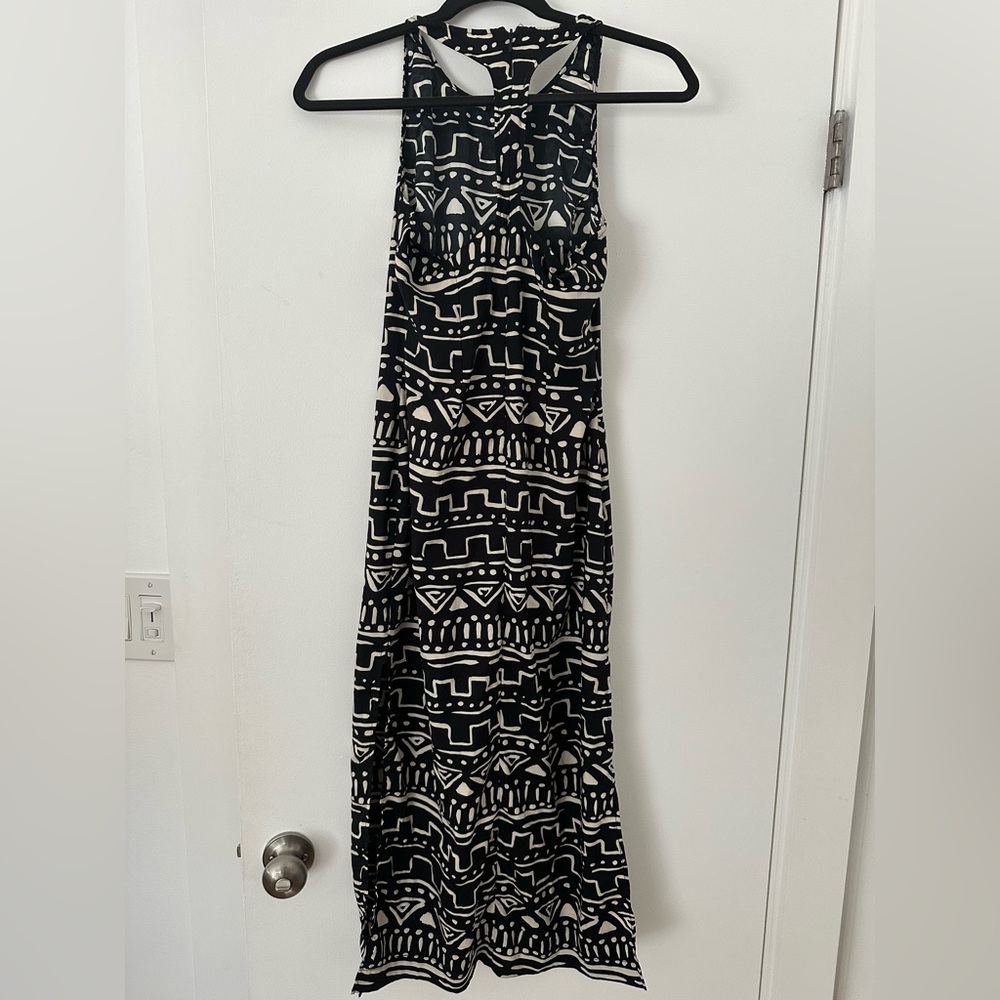 Nom de Plume Yaya Black & White Tribal Print Racerback Maxi Dress – Size S
